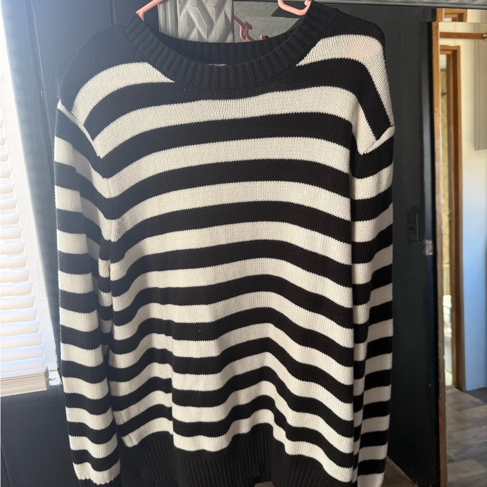 Black and White Striped Women's Sweater